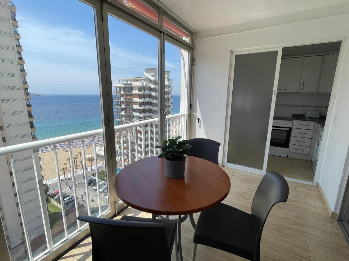 Apartamento Turistico Playmon Bacana Planta 13 베니돔 외부 사진
